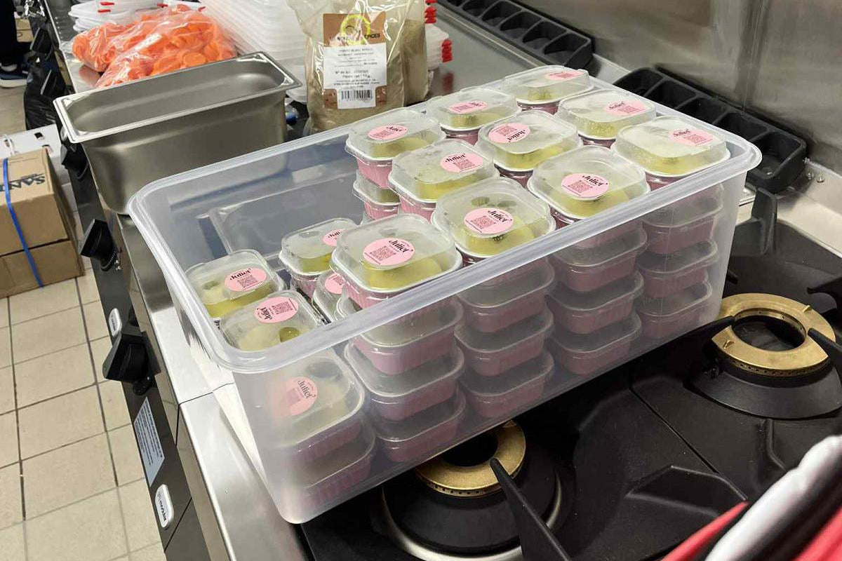 Commande emballée par le restaurant Noodles, avec qui nous collaborons